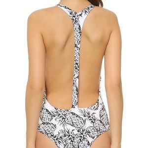 ✨ NWT Tavik 1-Piece Pineapple Print Swimsuit ✨